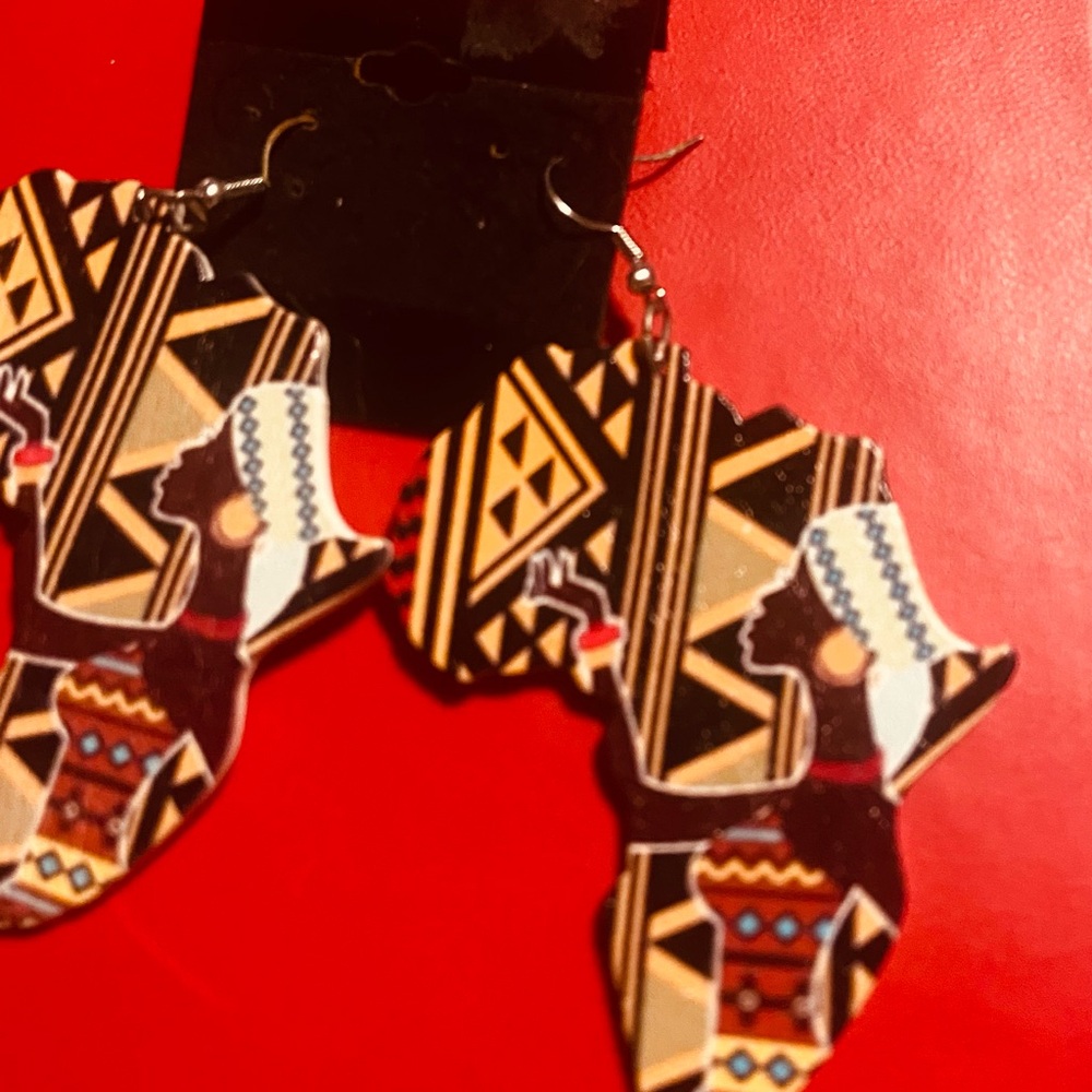 African Continent Profile Wooden Earrings in Black and Gold - Unbranded